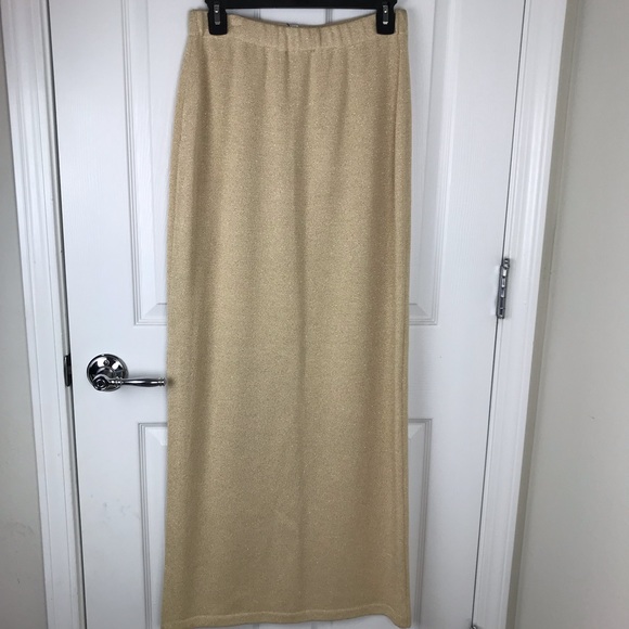 St. John Evening gold shimmer knit maxi skirt NWT - Picture 3 of 7